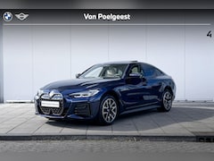 BMW i4 - eDrive40 84 kWh M-Sport 18 Inch / Comfort Acces / Glazen Schuifdak / Getinte Ramen Achter
