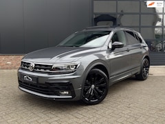 Volkswagen Tiguan - 1.5 TSI R-Line Blackstyle/Pano/Led/Virt/Garantie