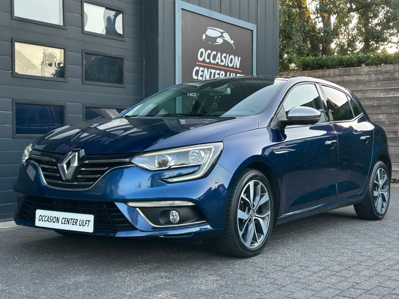 Renault Mégane - CLIMATE CRUISE CONTR / LEDER / NAVIGATIE ... - AutoWereld.nl
