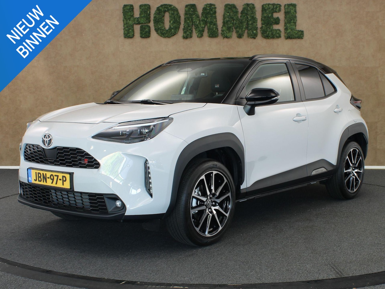 Toyota Yaris Cross - 1.5 Hybrid 130 GR Sport - DIRECT UIT VOORRAAD LEVERBAAR - MEERDERE BESCHIKBAAR - HEAD-UP D - AutoWereld.nl