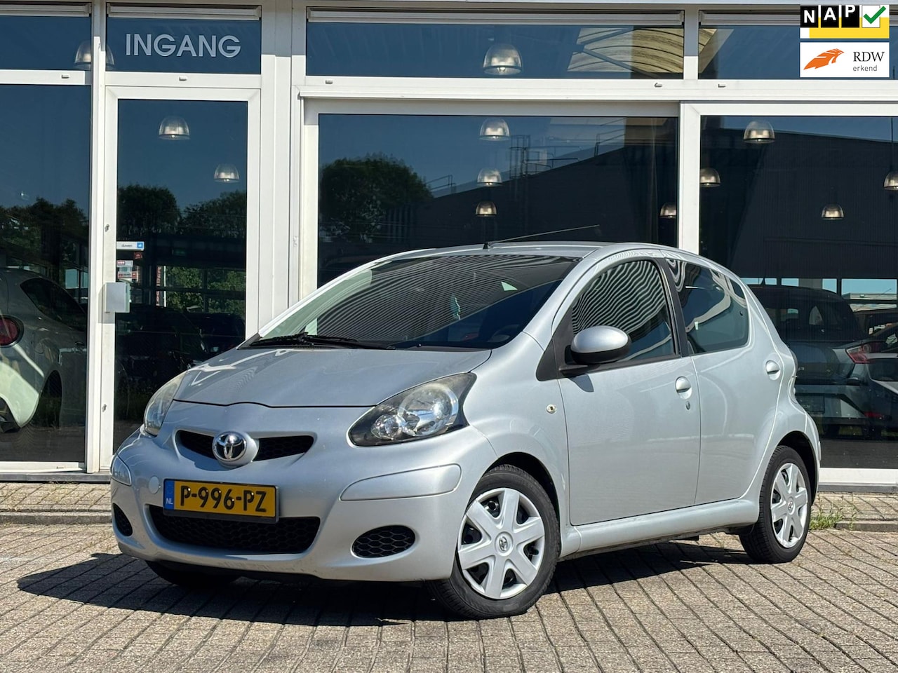 Toyota Aygo - 1.0-12V 5 Deurs Airco / Elektr.Ramen / Apk. - AutoWereld.nl
