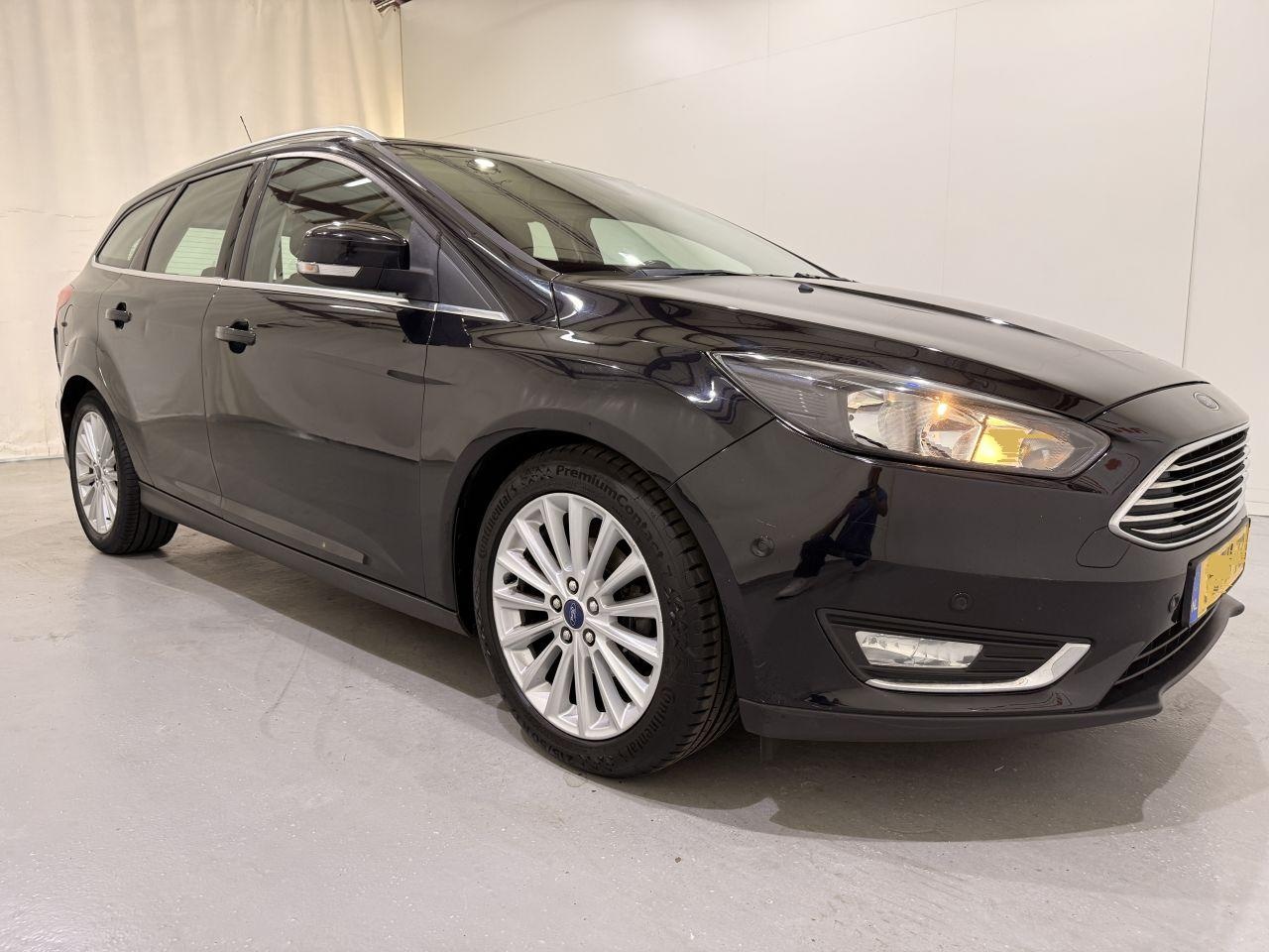 Ford Focus Wagon - 1.0 Titanium Edition 1.0 Titanium Edition - AutoWereld.nl