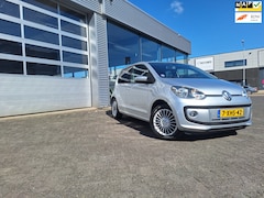 Volkswagen Up! - 1.0 high up*Elek RamenNavigatie/Pdc/A*Cruise/Trekhaak/Enz