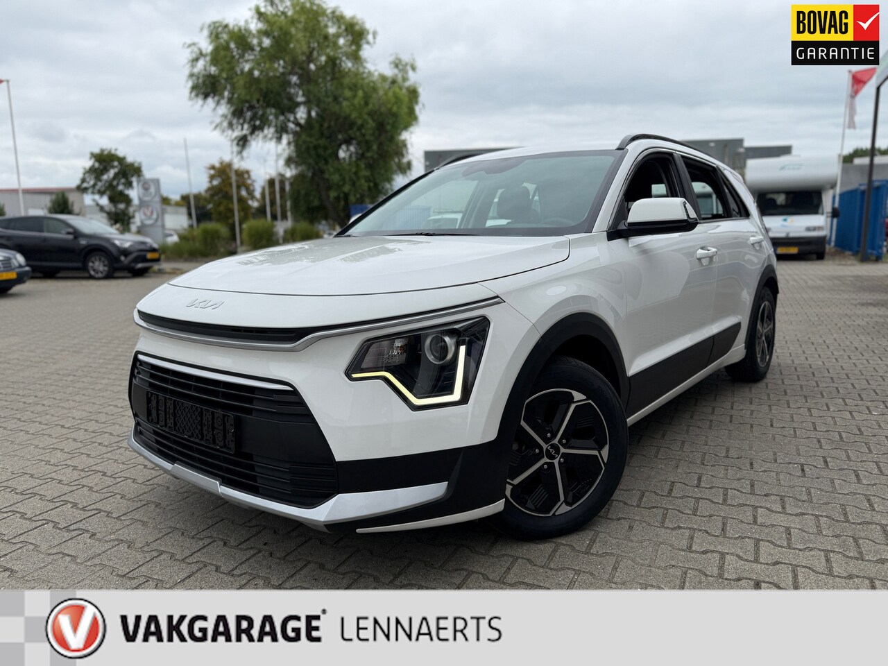 Kia Niro - 1.6 GDi Hybrid ComfortLine 1.6 GDi Hybrid ComfortLine - AutoWereld.nl