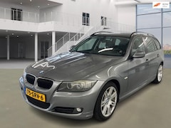 BMW 3-serie Touring - 318d High Executive AUT NAVI PSENSOR CRUISE 2 X SLEUTELS