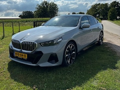 BMW i5 - eDrive40 M Sport Edition 84 kWh Bomvolle uitvoering, smetteloze auto