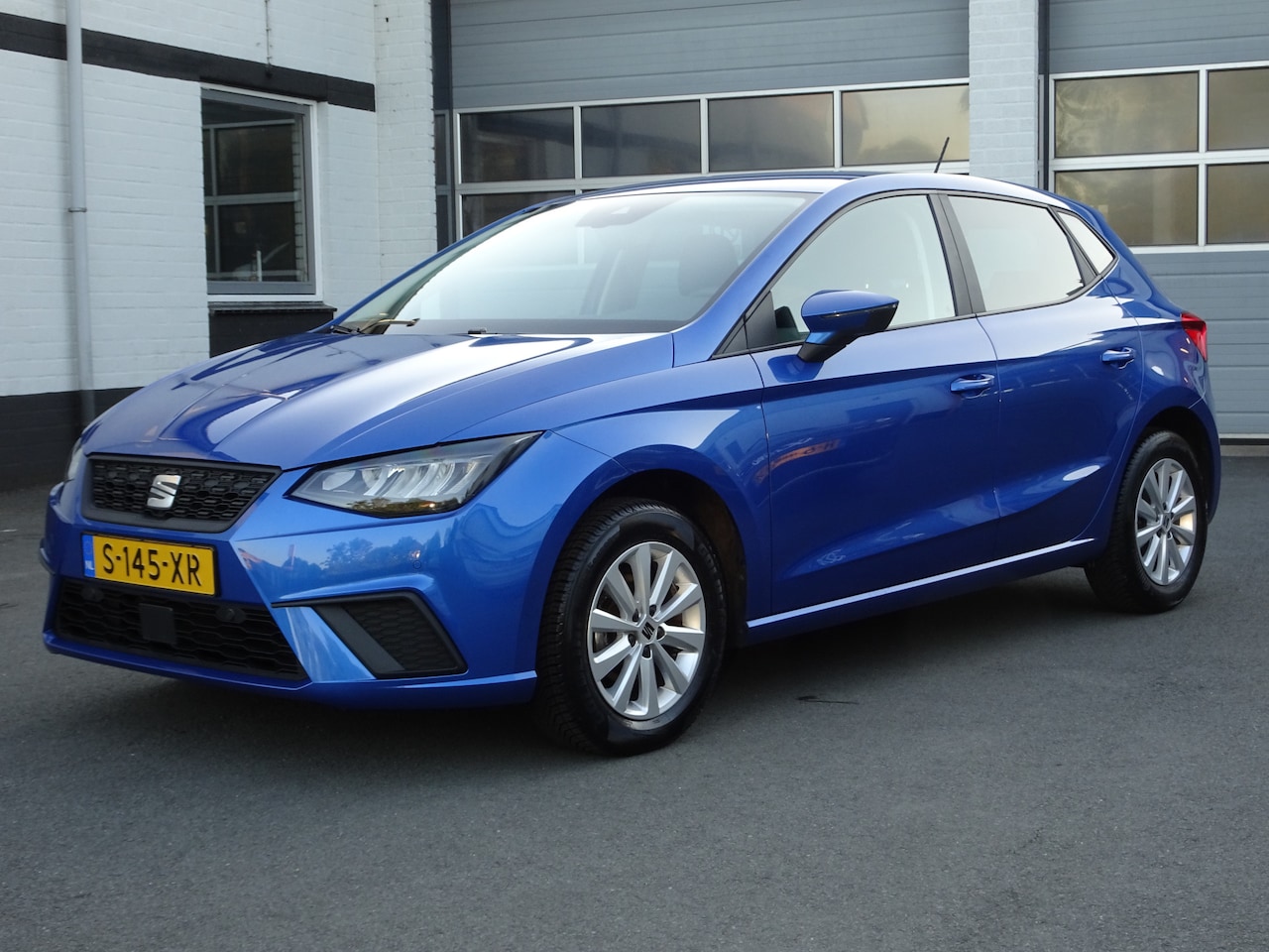 SEAT Ibiza - 1.0 EcoTSI Style Business Connect Automatische airco, navigatie, cruise controle, parkeers - AutoWereld.nl