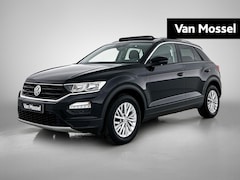 Volkswagen T-Roc - 1.5 TSI Style | 150 PK | Automaat | Panorama Schuif/Kantel Dak | Digital Cockpit | Navigat