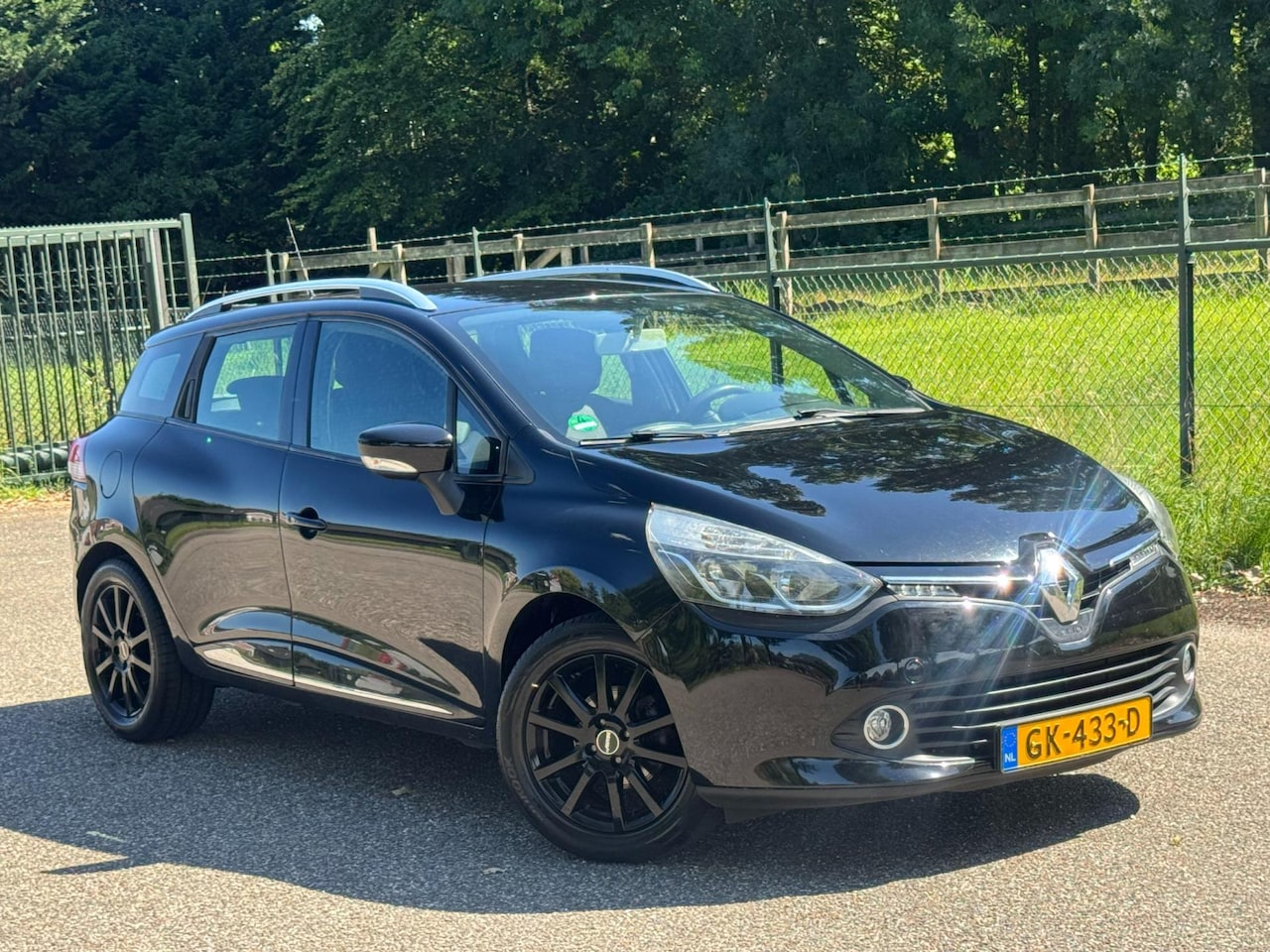 Renault Clio Estate - 0.9 TCe Dynamique /Trekhaak/Navi/ - AutoWereld.nl