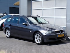 BMW 3-serie Touring - 318i Executive|Cruise|Airco|PDC|Stoelvwr