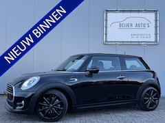 MINI Cooper - 1.5 Chili Business Navigatie/LED/17inch