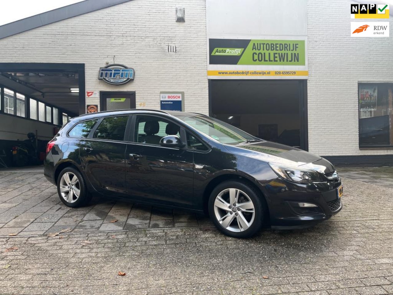 Opel Astra Sports Tourer - 1.4 Turbo Design Edition 1.4 Turbo Design Edition - AutoWereld.nl