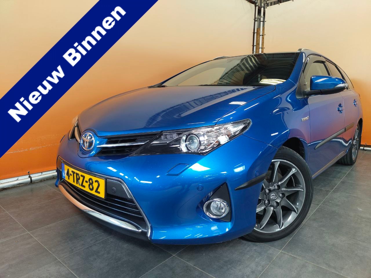 Toyota Auris Touring Sports - 1.8 Hybrid Lease+ Panoramadak | LMV | Trekhaak  Navi - AutoWereld.nl