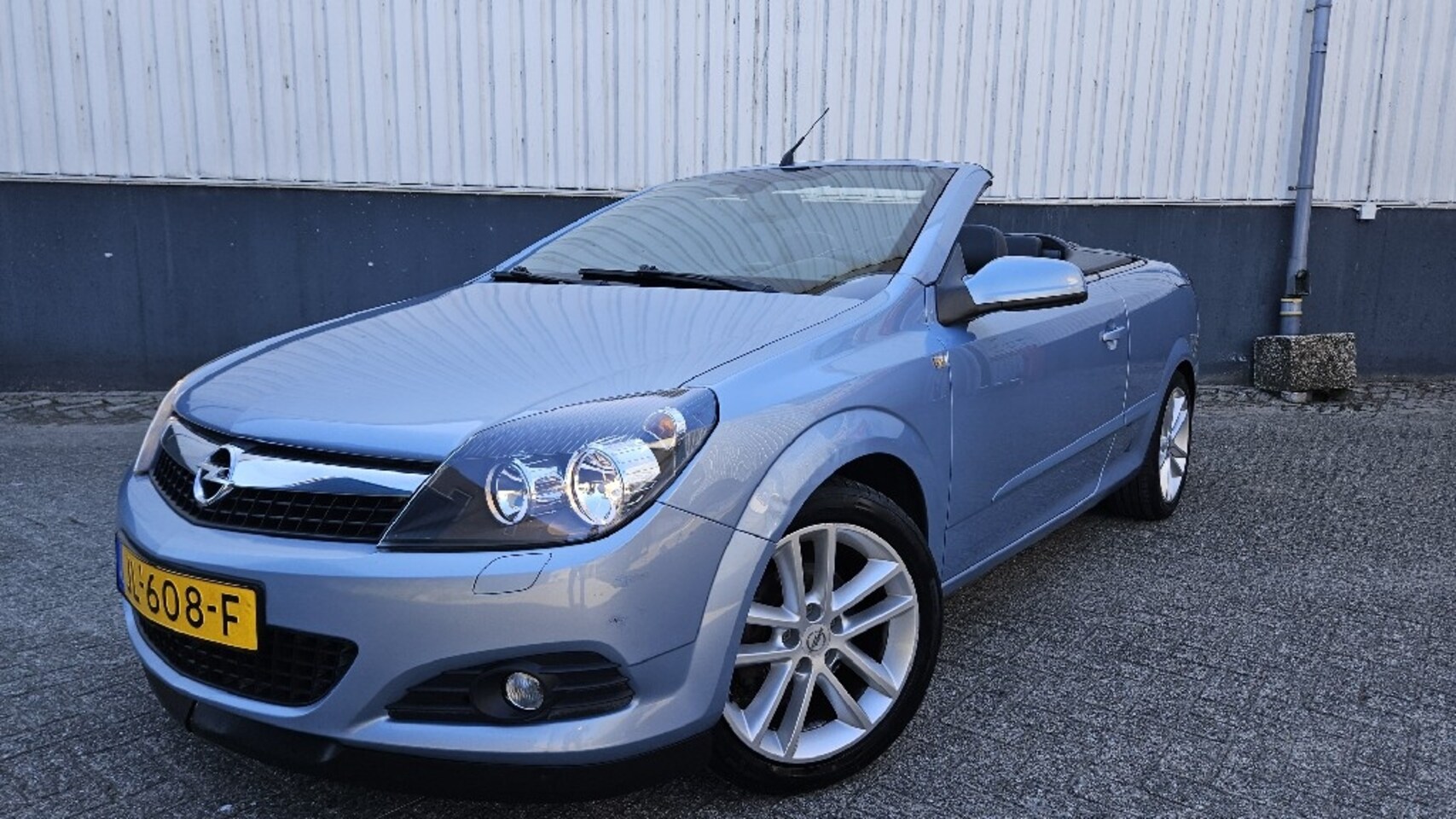 Opel Astra TwinTop - 1.6 Cosmo 1.6 Cosmo - AutoWereld.nl