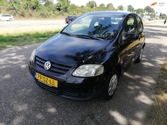 Volkswagen Fox - 1.4 Trendline heel leuk recent nieuwe uitlaat goed onderhouden
