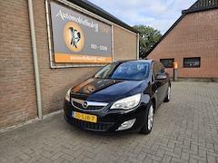 Opel Astra Sports Tourer - 1.4 Turbo Cosmo