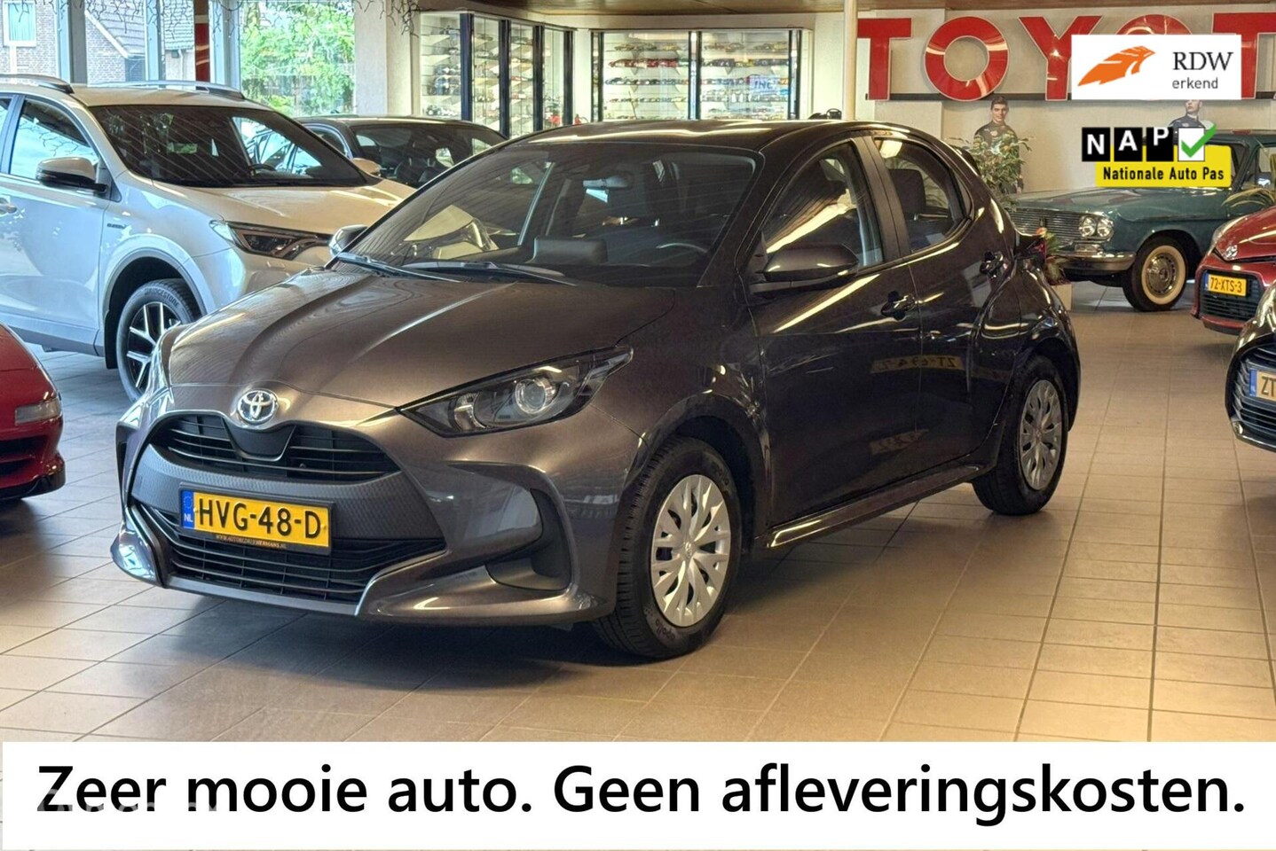 Toyota Yaris - 1.5 Hybrid Active. 32.000 KM! Grootbeeld navi. - AutoWereld.nl