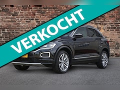 Volkswagen T-Roc - 1.5 TSI Sport Automaat | Navigatie | Virtual cockpit | ACC | Trekhaak
