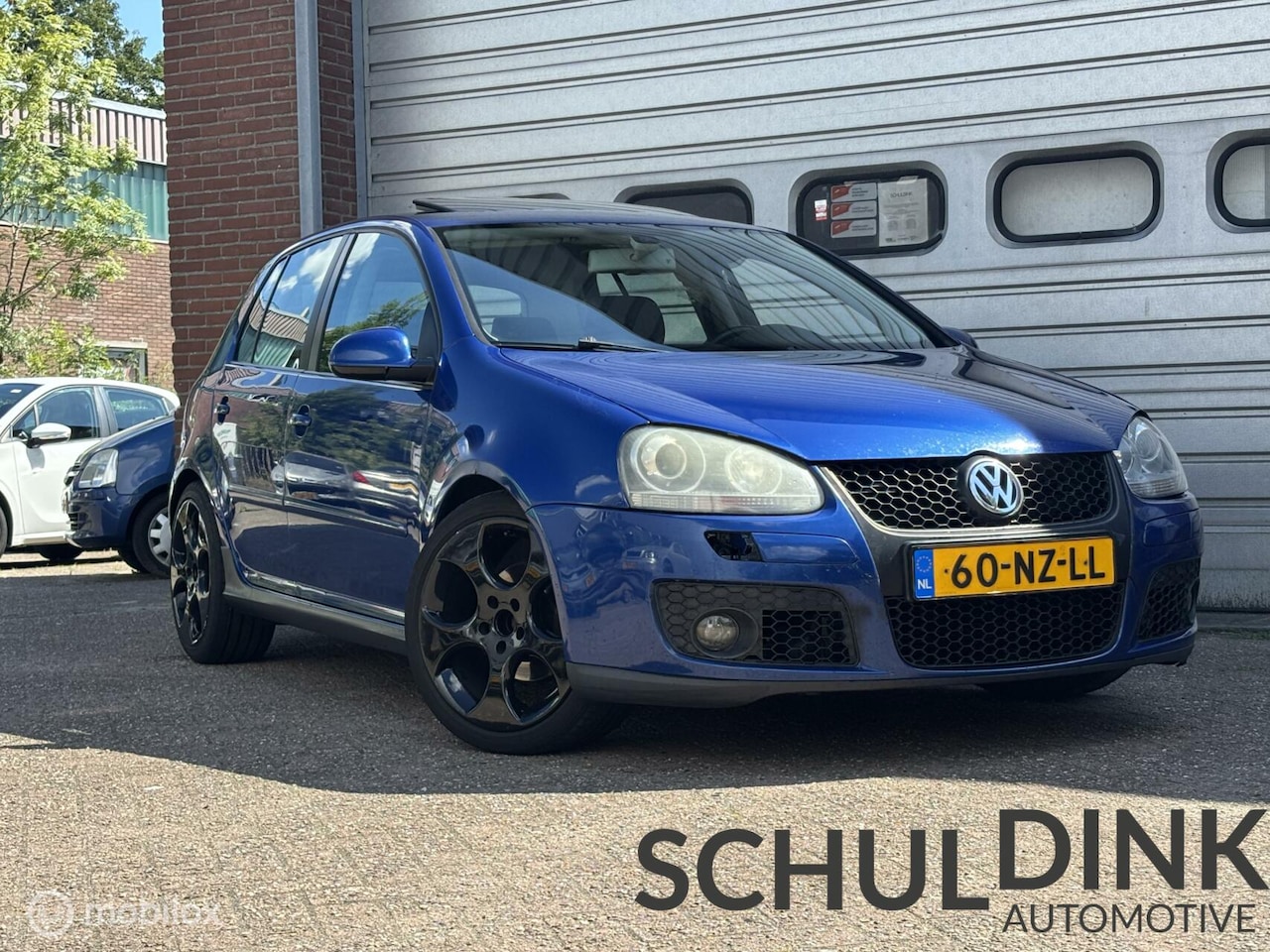 Volkswagen Golf - 1.6 FSI Comfortline GTI LOOK (INRUIL KOOPJE) - AutoWereld.nl