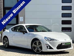 Toyota GT86 - 2.0 D-4S Automaat Uniek Origineel Ned 87000 KM / Airco / Navi / Sport Int / Boxer Motor /