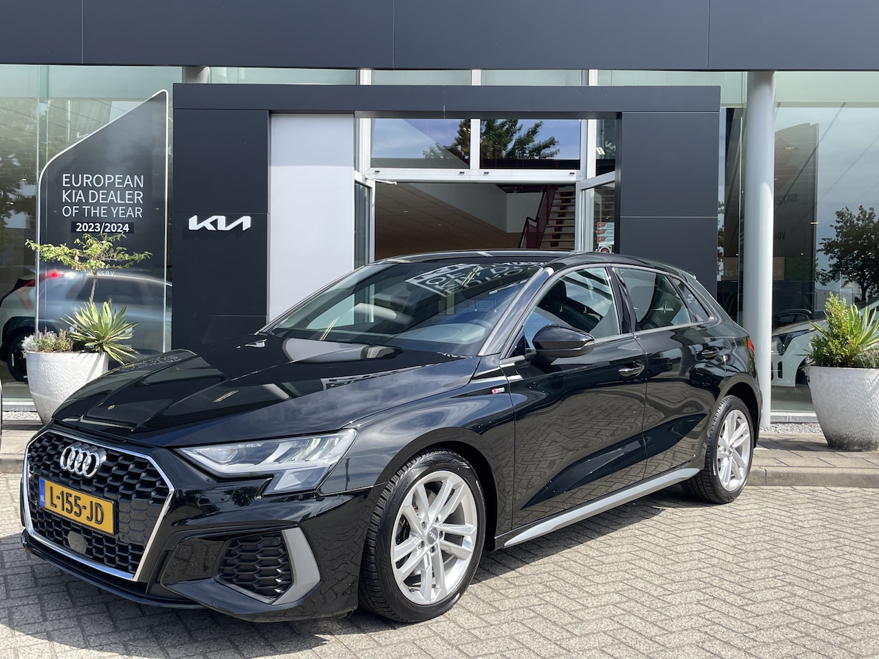 Audi A3 Sportback - 35 TFSI S edition | Stoelverwarming | Elektrische stoel | Digital cockpit | Elektrische ac - AutoWereld.nl
