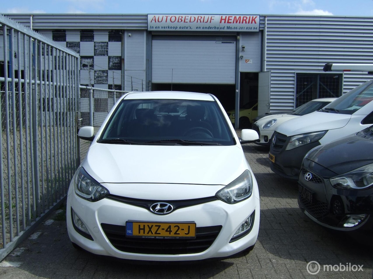 Hyundai i20 - 1.2i Business Edition 1.2i Business Edition - AutoWereld.nl
