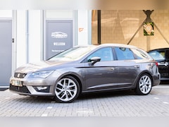 SEAT Leon ST - 1.4 TSI ACT FR Dynamic PANORAMADAK | ALCANTARA | PDC | STOELVERWARMING | LINEASSIST