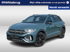 Volkswagen T-Roc - 1.5 TSI 150PK DSG R-Line / Virtual cockpit pro / Black style / IQ Led / Suede bekleding