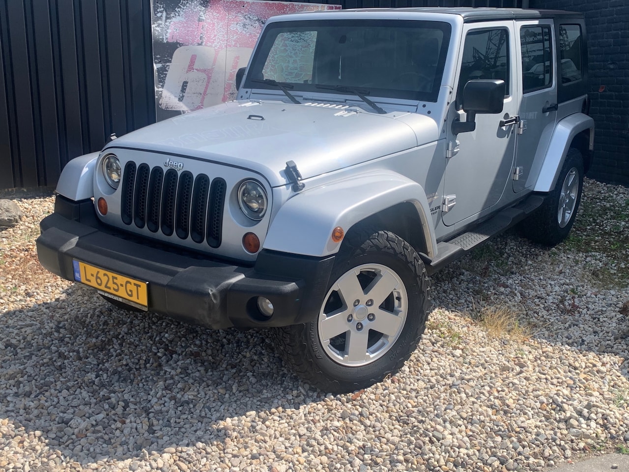 Jeep Wrangler Unlimited - 3.8 Sahara Youngtimer - AutoWereld.nl