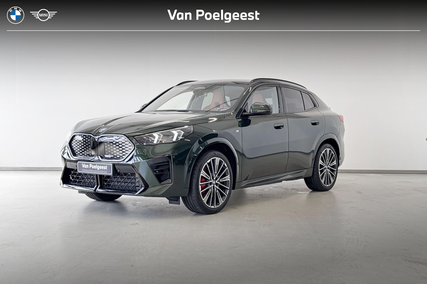 BMW iX2 - xDrive30 | M Sport Pro | Innovation Pack | Glazen Panoramadak | Elektrisch verstelbare sto - AutoWereld.nl