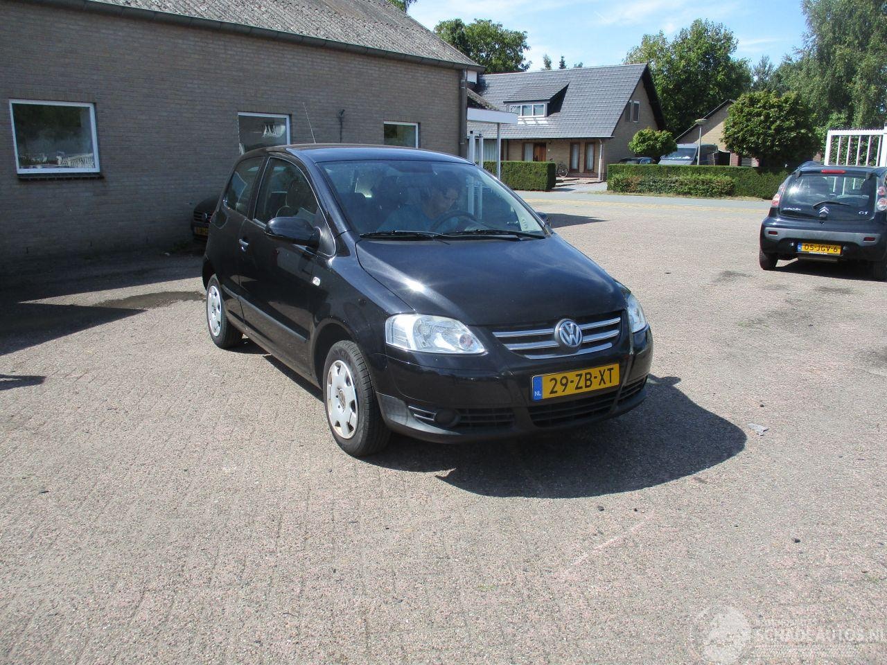 Volkswagen Fox - 1.2 Trendline Airco - AutoWereld.nl