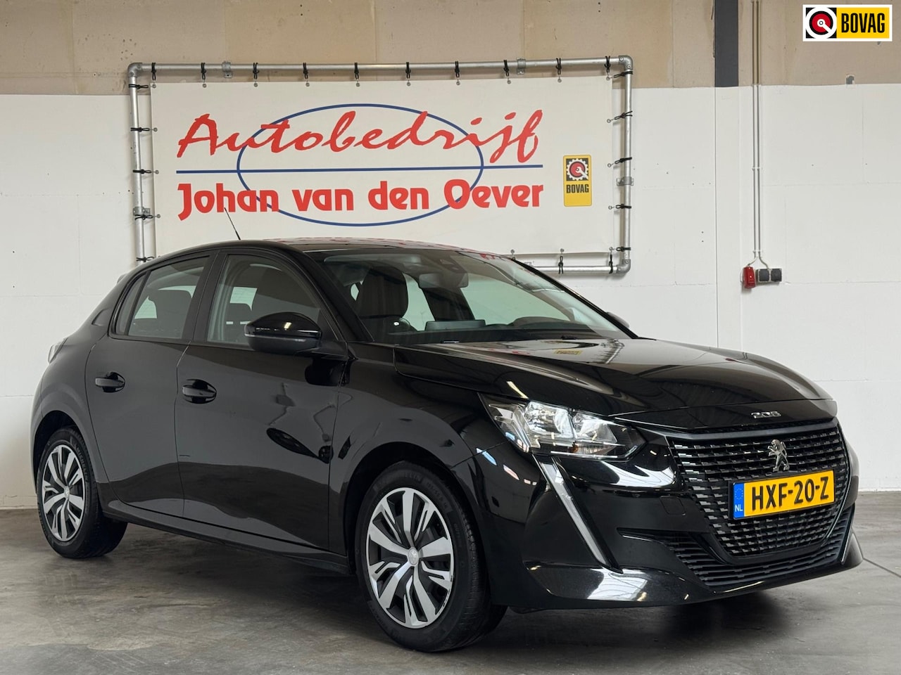 Peugeot 208 - 1.2 PureTech Blue Lease Active|Apple Carplay|Stoelverwarming|101PK| - AutoWereld.nl