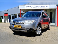 Subaru Forester - 2.0 X Intro AWD Pano|Clima|Trekhaak|Stoelverwarming