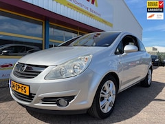 Opel Corsa - 1.4-16V Cosmo AUTOMAAT