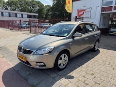 Kia Cee'd Sporty Wagon - Cee D 1.4 CVVT SPORT