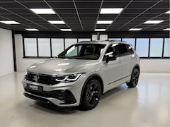 Volkswagen Tiguan - 1.4 TSI eHybrid R-Line Black Style|Pano|IQ|Sfeer