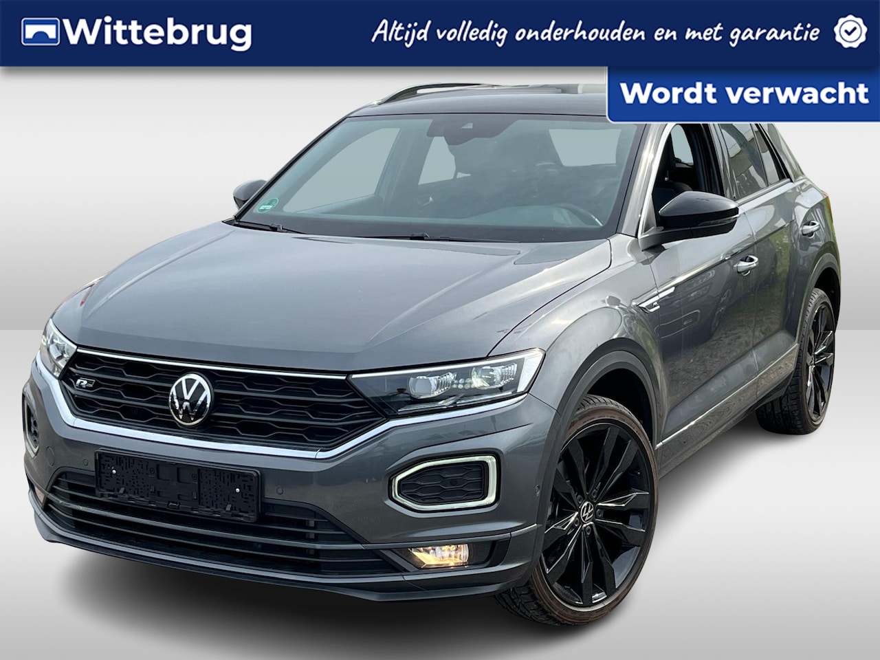 Volkswagen T-Roc - 1.5 TSI 150pk R-Line DSG Automaat / Navigatie / 2x R-LINE / Digitale cockpit PRO / LM 19 i - AutoWereld.nl