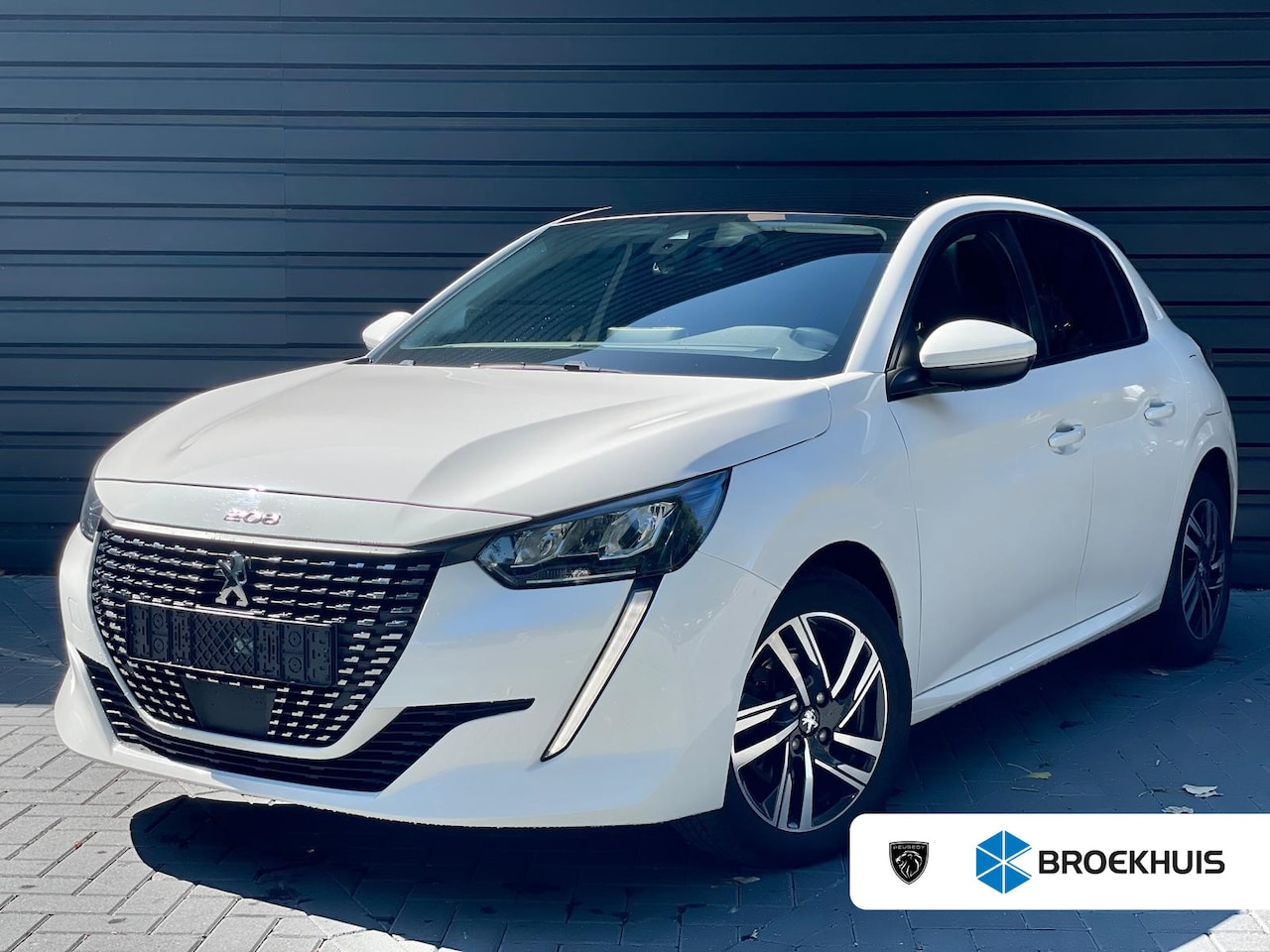 Peugeot 208 - 1.2 100PK ALLURE NAVI / LED / CLIMA / PDC / 16"LMV / CAMERA / ADAPT. CRUISECONTROL / STOEL - AutoWereld.nl