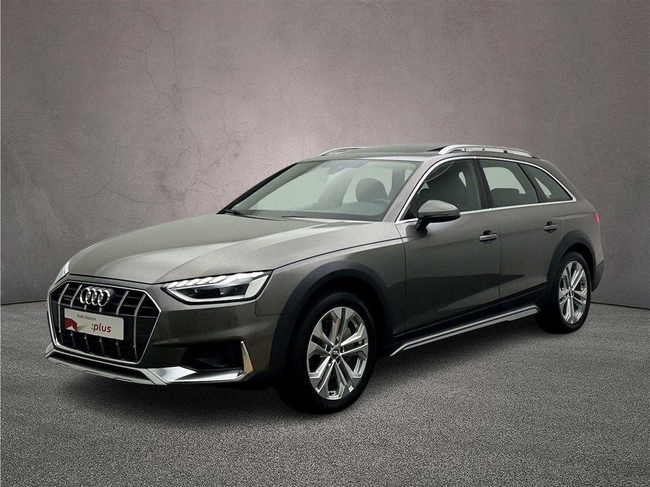 Audi A4 allroad quattro - 45 TFSI Pro Line advanced 245PK | Panoramadak | Trekhaak | B&O | All-Season | Elekt.Stoele - AutoWereld.nl