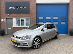 Volkswagen Golf - 1.4 TSI Highline | DSG | Leder | Navi | Live Traffic | APK bij aflevering