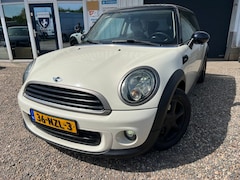 MINI One - 1.6 MINIMAL. Bns motor maakt geluid