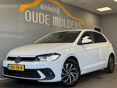 Volkswagen Polo - 1.0 Stoelverwarming/Parkeersensoren/Navi