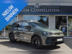 Volkswagen Tiguan - 1.5 eHybrid R-Line Edition Pano Trekhaak Massage 20" ACC Sfeer IQ.Light Black