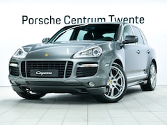 Porsche Cayenne - GTS