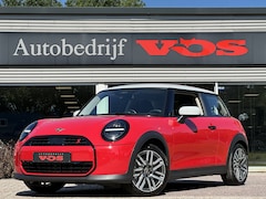 MINI Cooper S - 2.0 Classic XS 204 pk | Camera | Stuurverwarming | Nw model