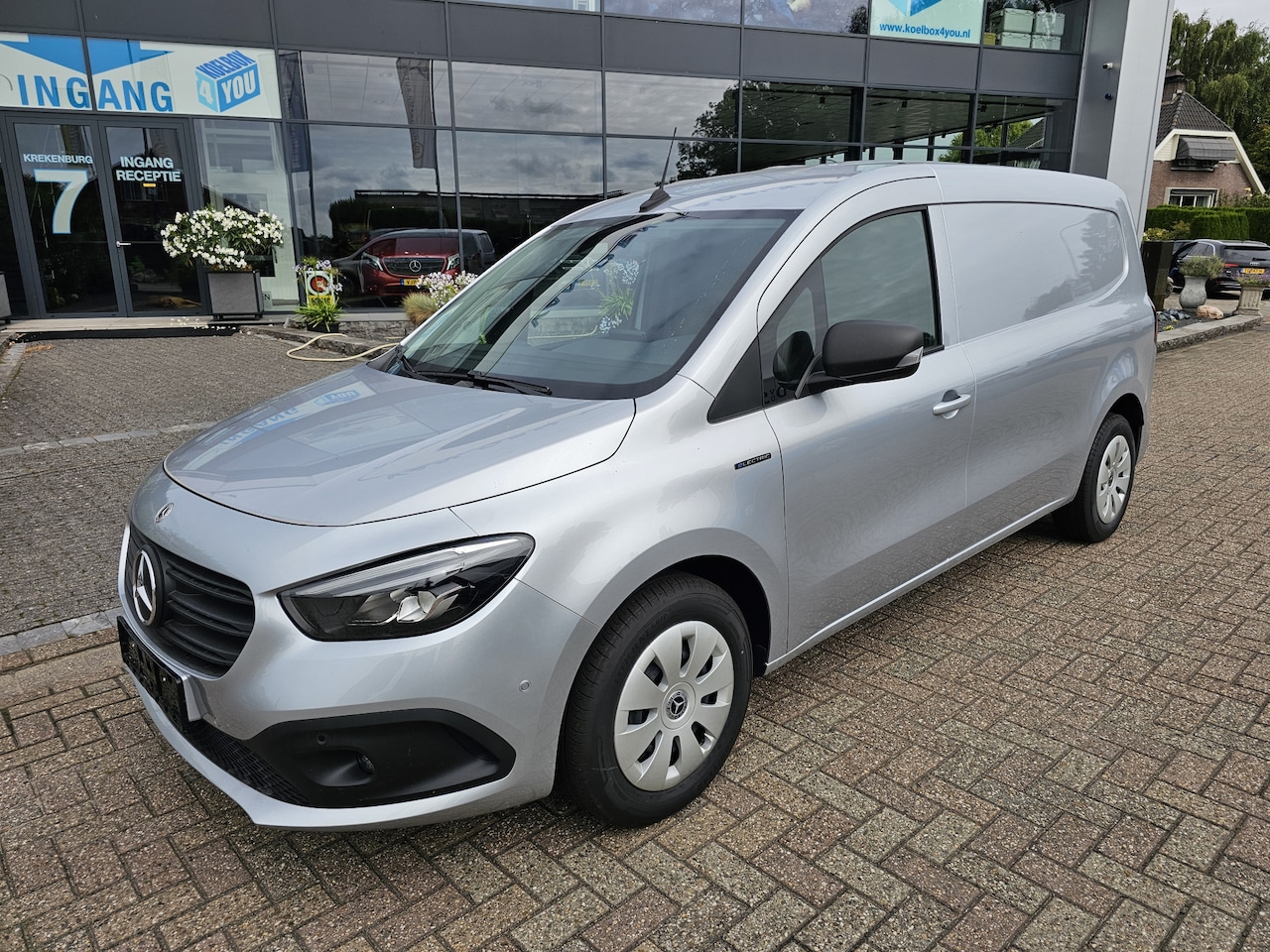 Mercedes-Benz eCitan - L2 Pro 51 kWh * Navi * Camera * Trekhaak * Cruise Control * Stoelverwarming * - AutoWereld.nl