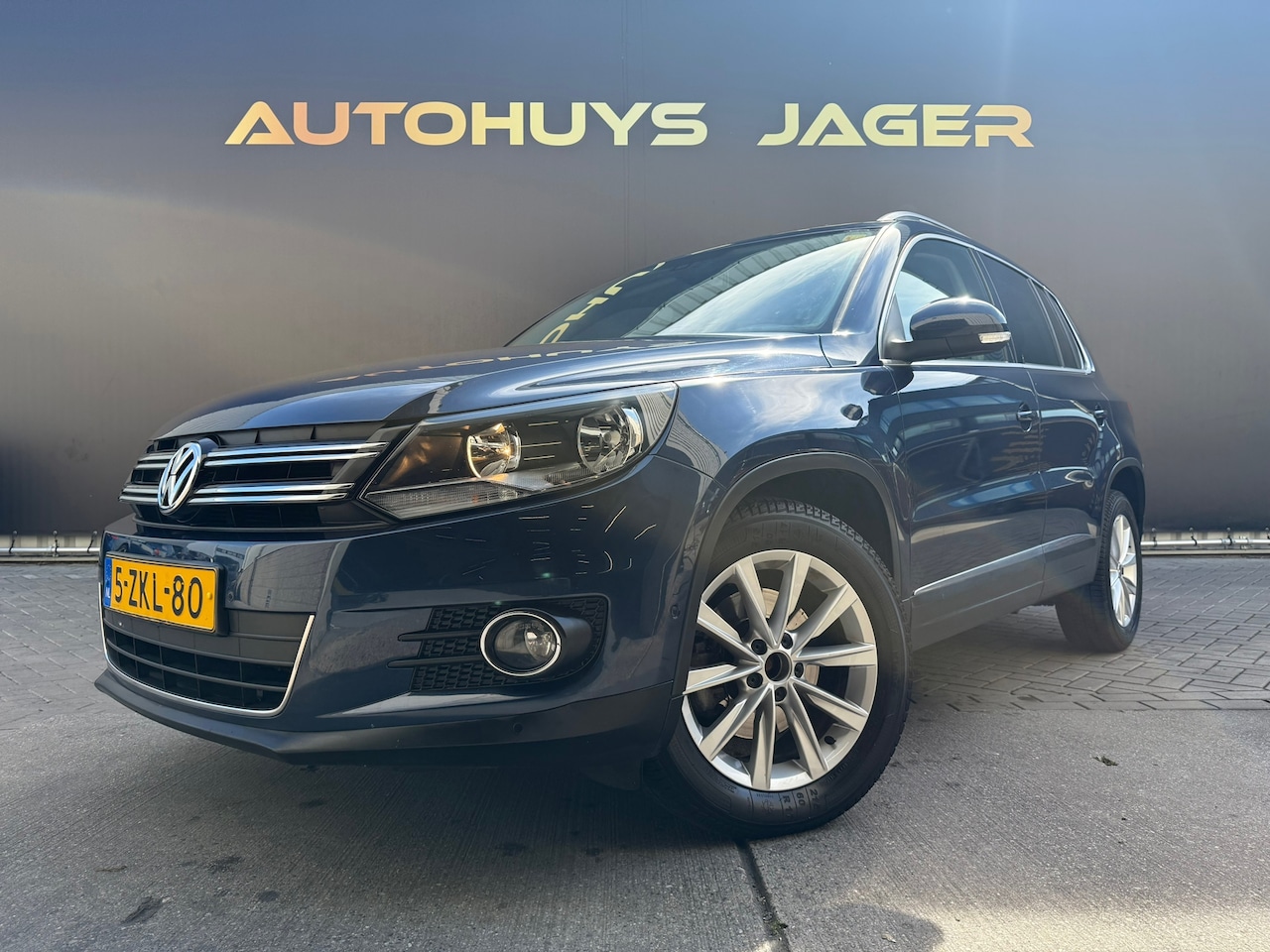 Volkswagen Tiguan - 1.4 TSI Sport&Style|Trekhaak - AutoWereld.nl