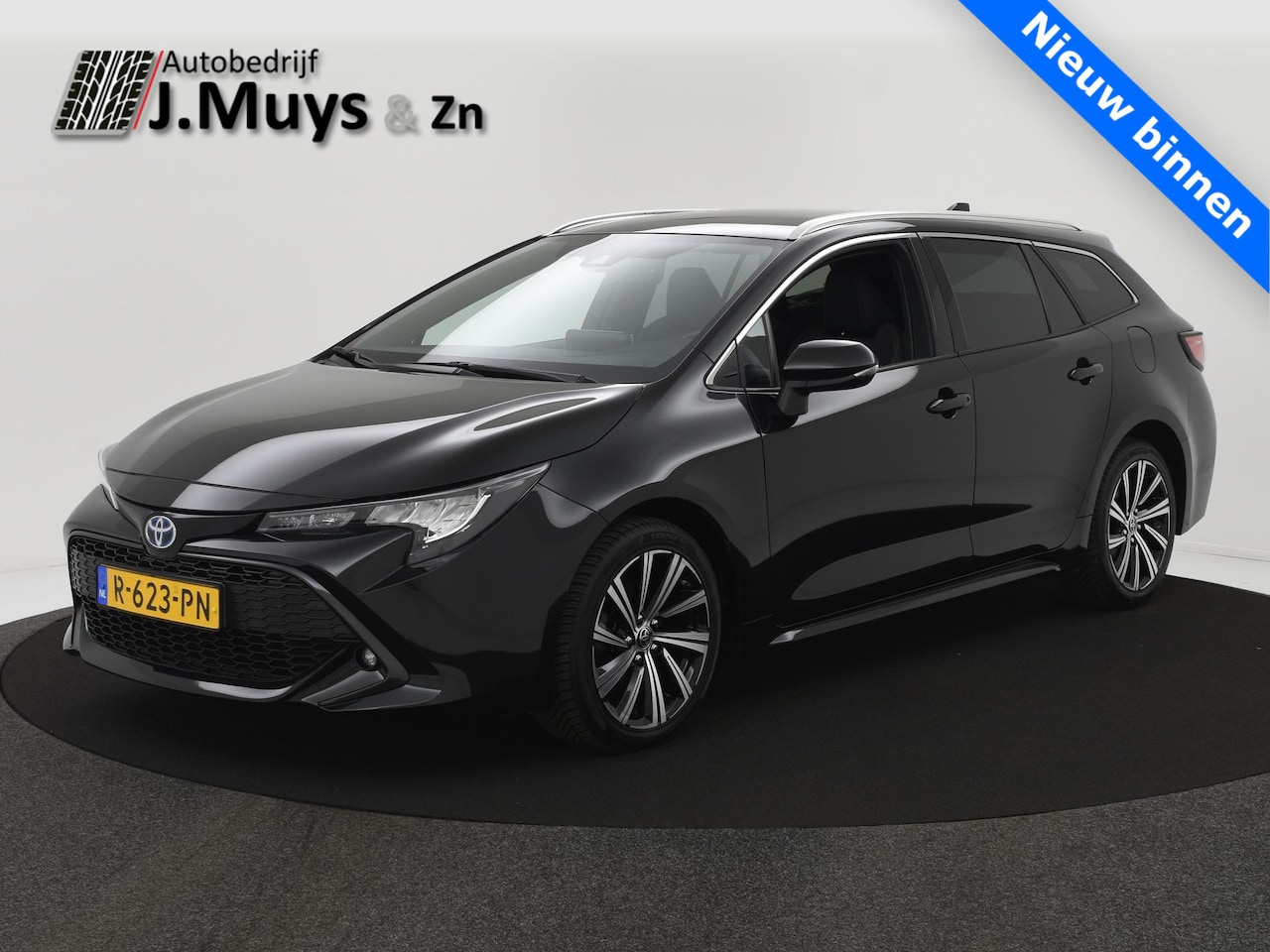 Toyota Corolla Touring Sports - 1.8 Hybrid Dynamic NAVI|ACC|STOELVERW|LED|CAMERA|17INCH|CLIMA - AutoWereld.nl