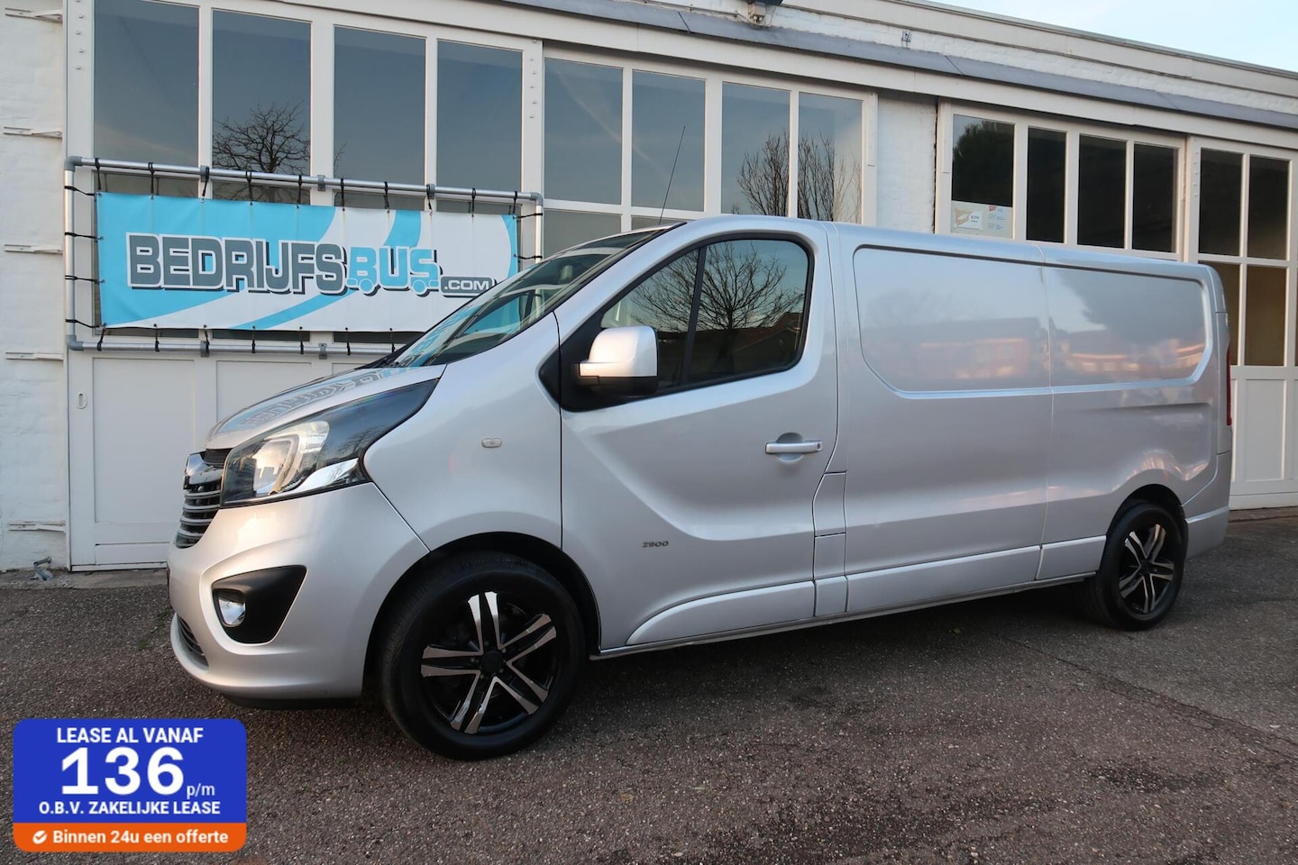 Opel Vivaro - bestel 1.6 CDTI L2H1 Sport | NAVI | BIJRIJDERSBANK | TREKHAAK - AutoWereld.nl
