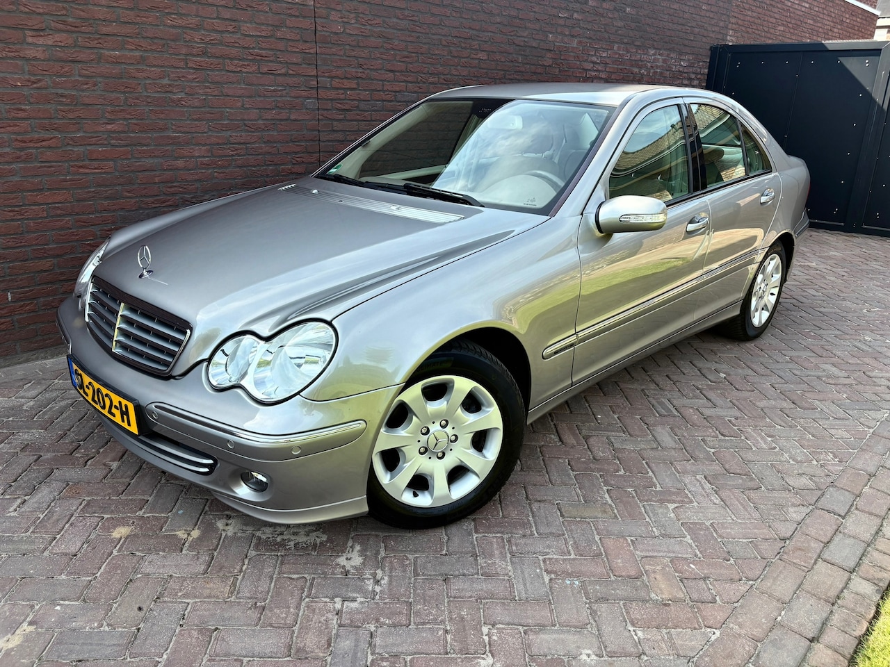 Mercedes-Benz C-klasse - 230 Elegance V6 Automaat Nieuwstaat ! - AutoWereld.nl